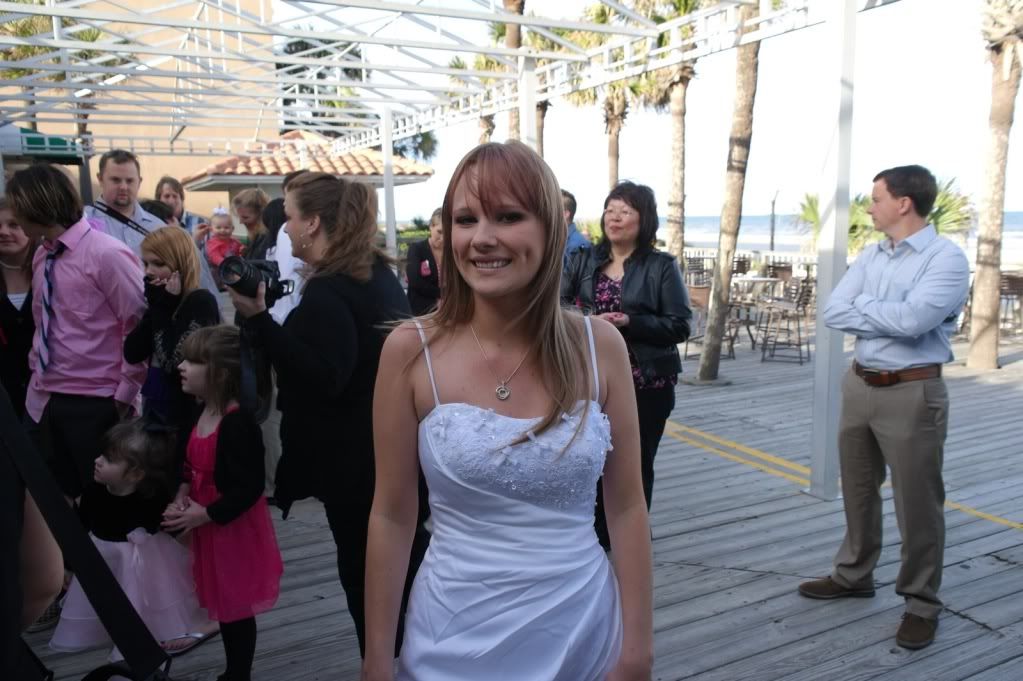 http://i1090.photobucket.com/albums/i361/alexblfc/USA%20part%201/file-83.jpg?t=1347997566