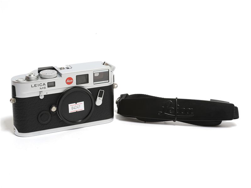 Leica M6 TTL 0.72 Rangefinder Camera Silver Leica M6 TTL 0.72 Rangefinder Camera Silver