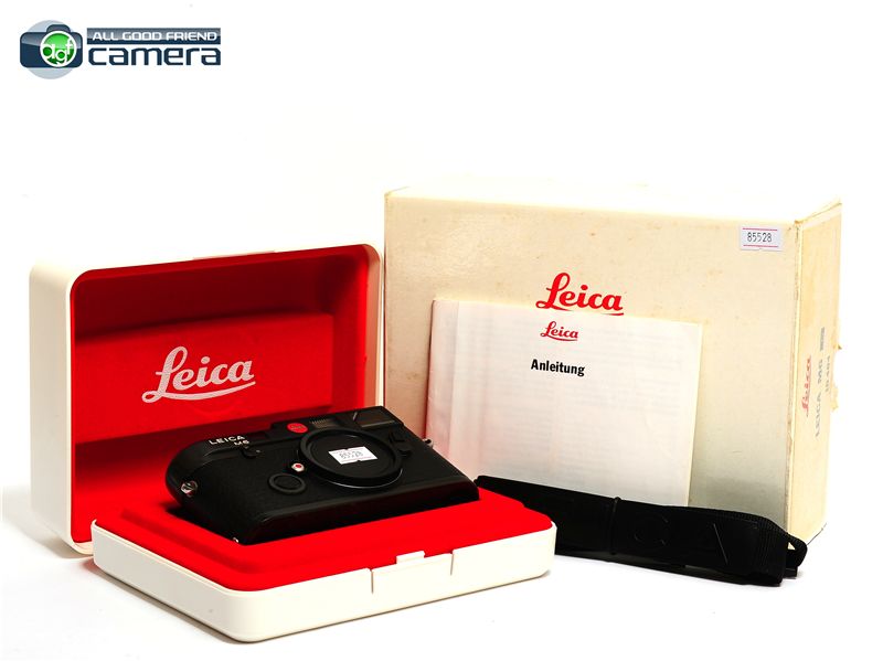 Leica M6 Classic Rangefinder 0.72 Camera Black Leica M6 Classic Rangefinder 0.72 Camera Black