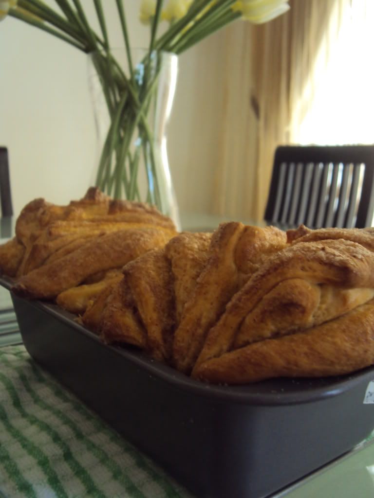 Cinnamon Sugar Pull Apart Bread