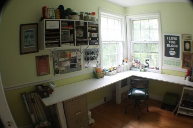 honeysuckle: office/craft room makeover