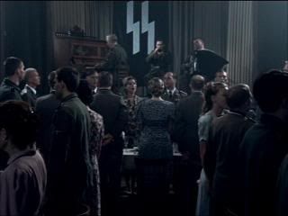 PDVD 028 4 - Auschwitz, los nazis y la solucion final [BBC] (2004) [4 DVD5]