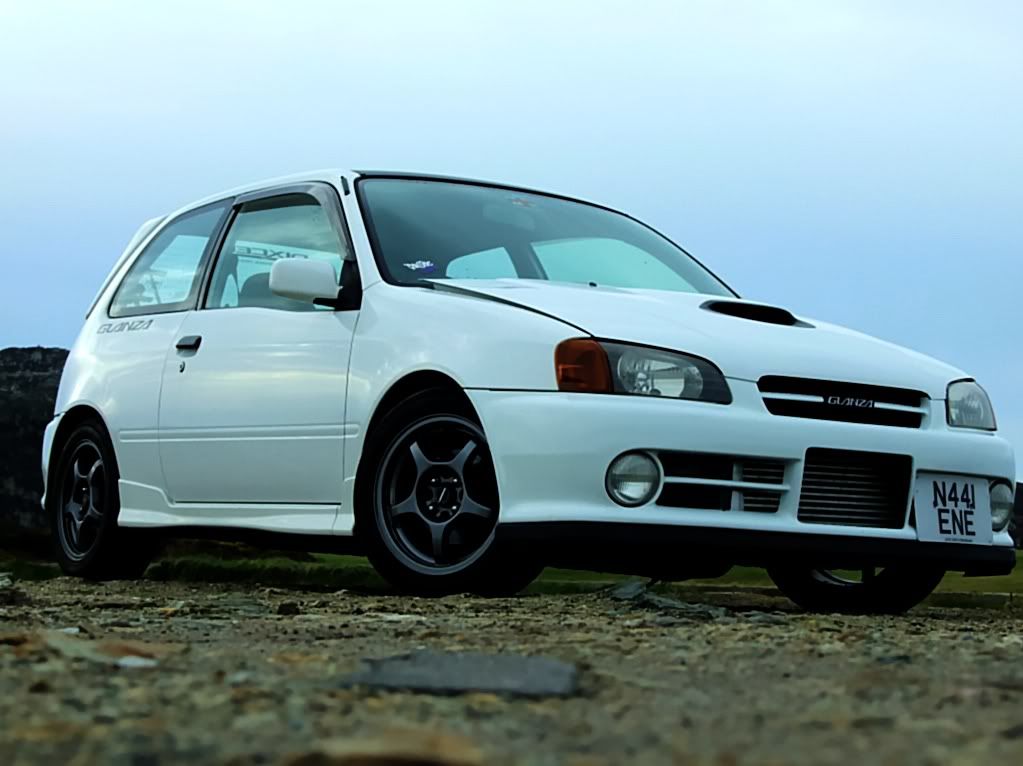 Glanza016_tonemapped.jpg