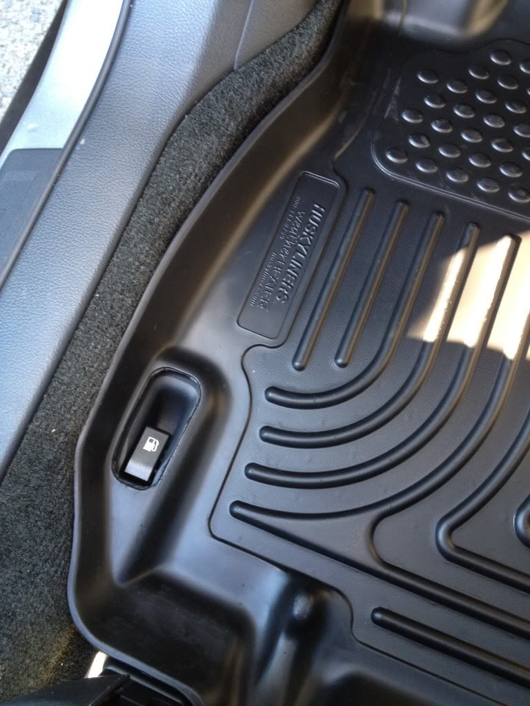 Pictures of Husky Liner for 20102012 Subaru Outback Subaru Outback