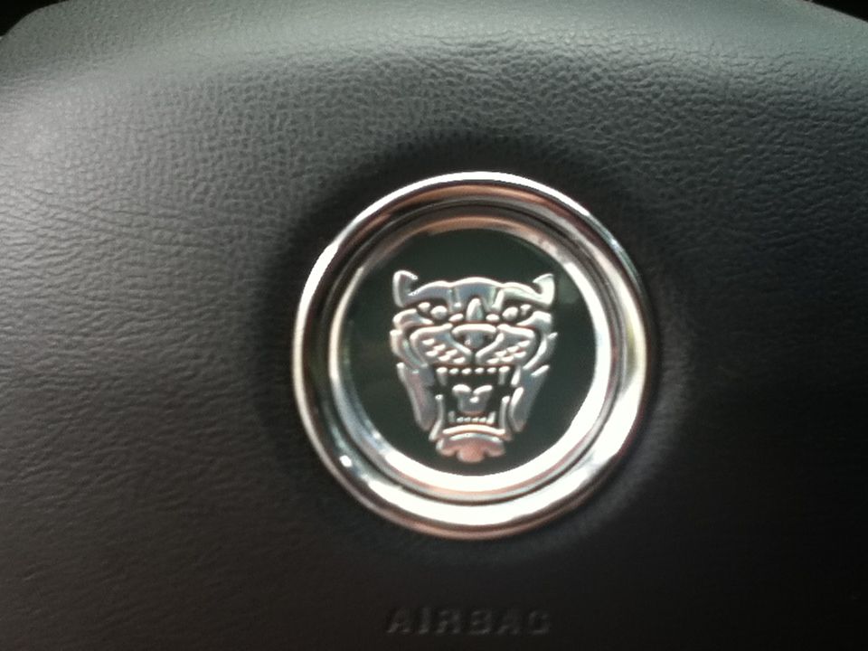 Steering wheel badge Jaguar Forums Jaguar Enthusiasts Forum