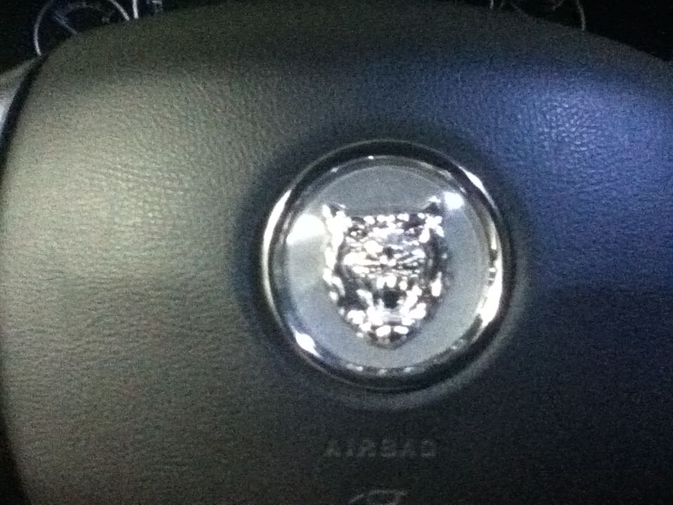 Steering wheel badge Jaguar Forums Jaguar Enthusiasts Forum