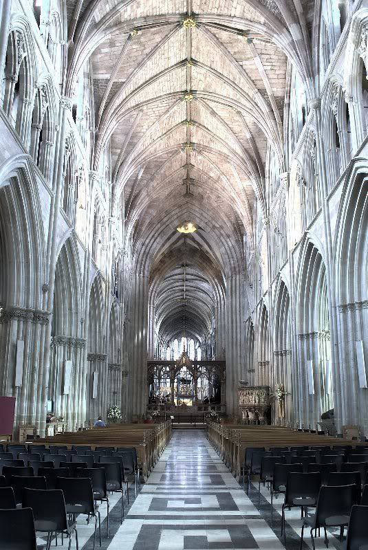 WorcesterCathedralHDR2.jpg