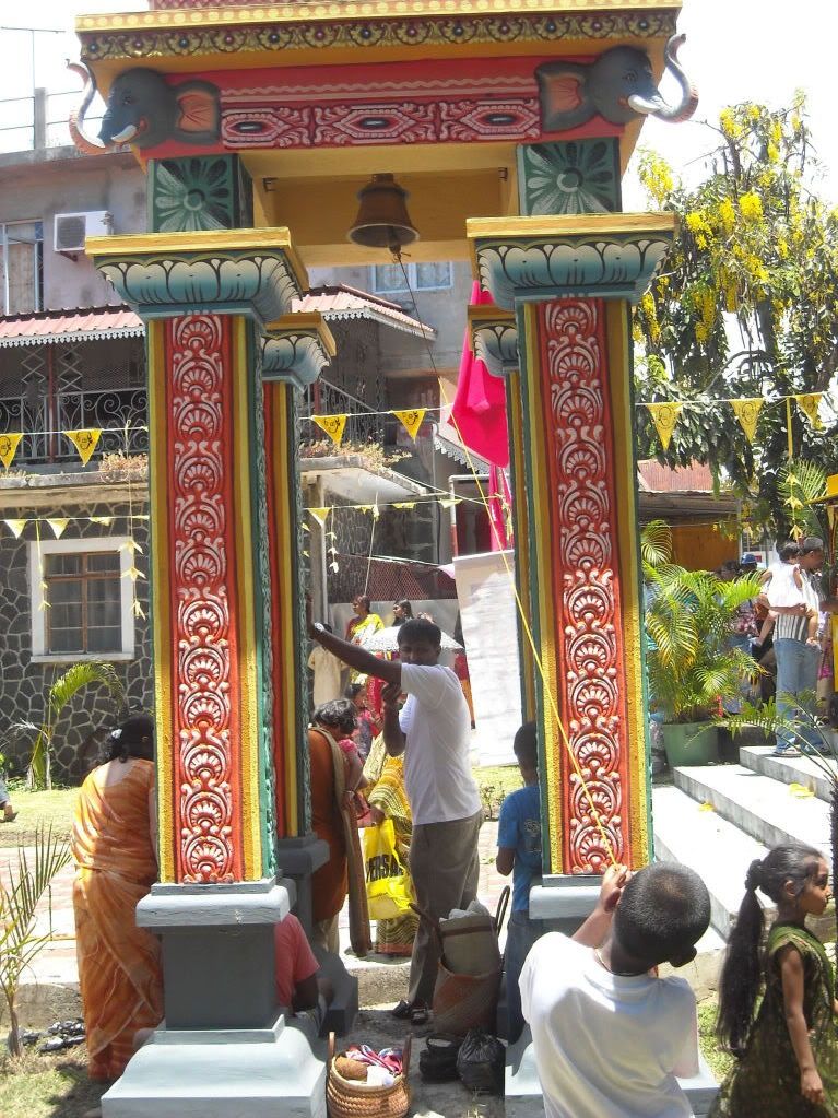 Thaipoosum Cavadee in Mauritius - SkyscraperCity