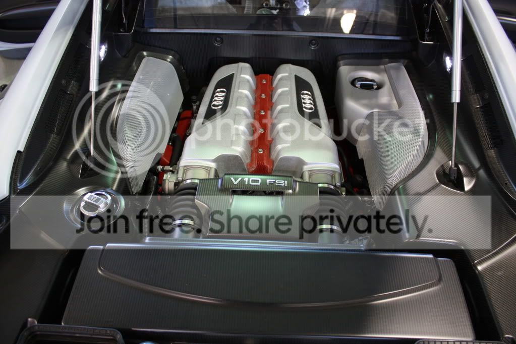 First R8 GT sold in USA