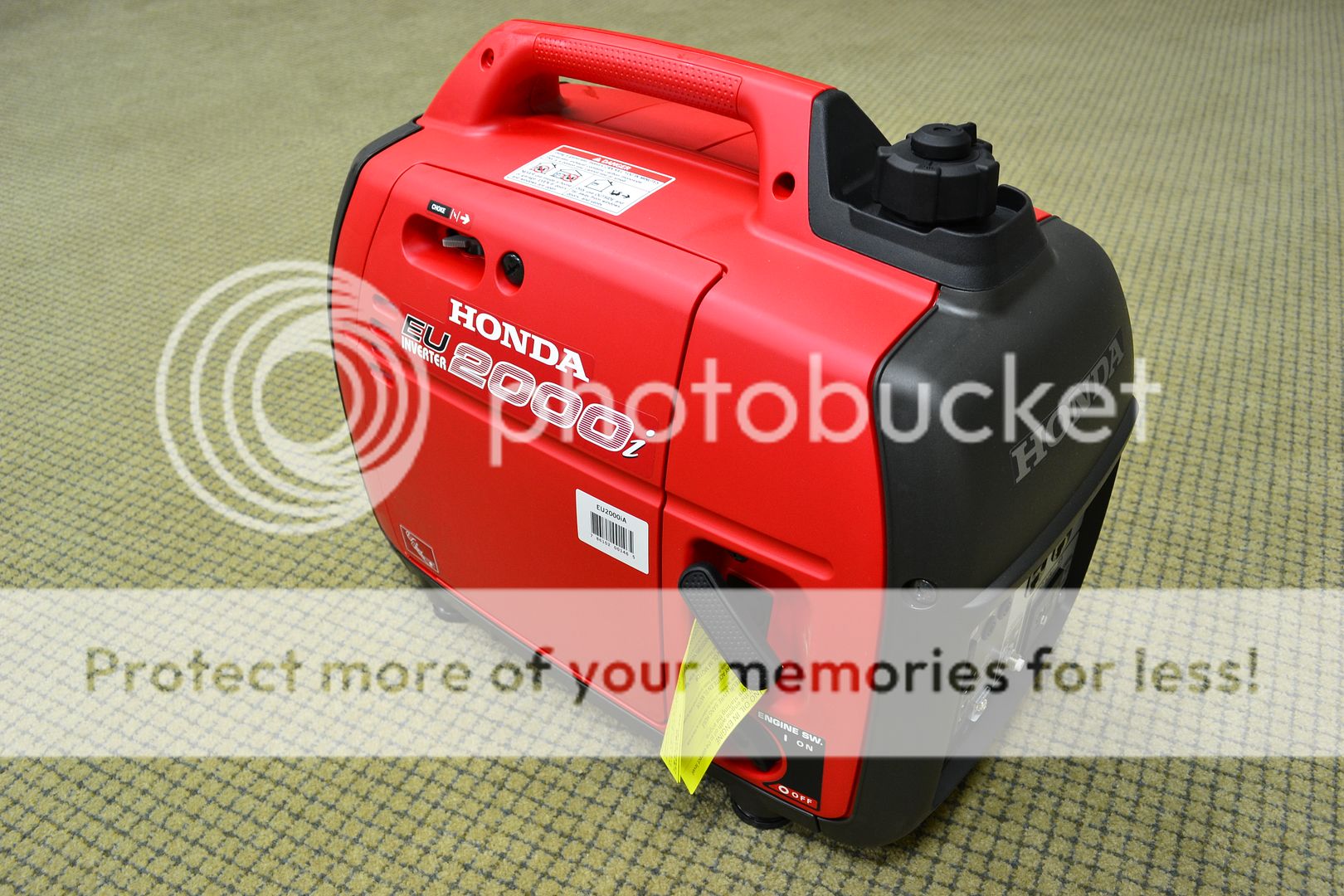 Portable Quiet Honda Generator EU2000IS Scratch and Dent Generator